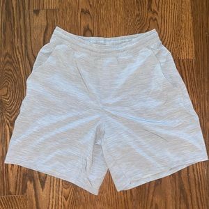 Men's Small Lululemon Lined 7" PaceBreaker Short- Heather Allover Sea Salt Color